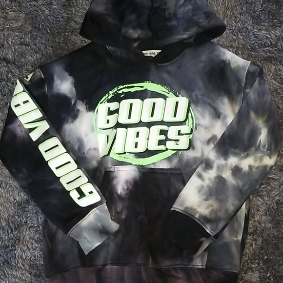 TIE DYE SWEATER - Picture 1 of 2